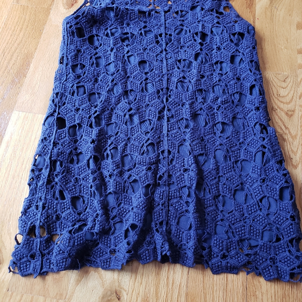 Crochet armless top